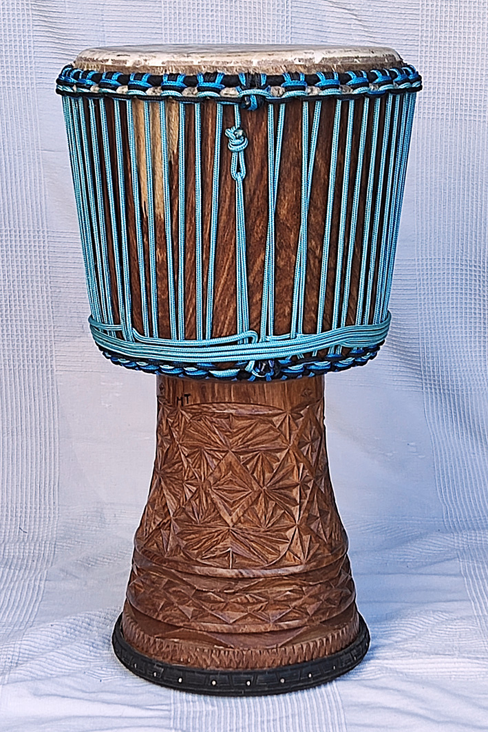 djemb-de-guin-e-en-gu-ni-bois-de-balafon-djembe-haut-de-gamme