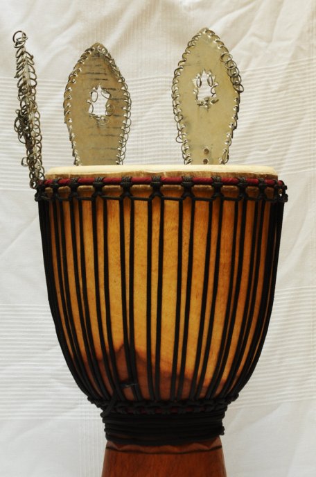 Djembé Mali Top en guéni (grand) en vente : acheter un djembe malien en  goni (vène) (grand)