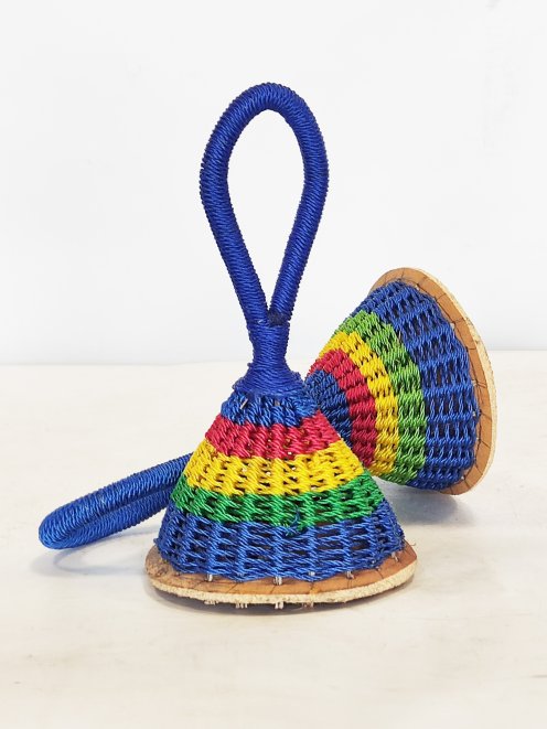 Hochet caxixi - Hochet tressé africain