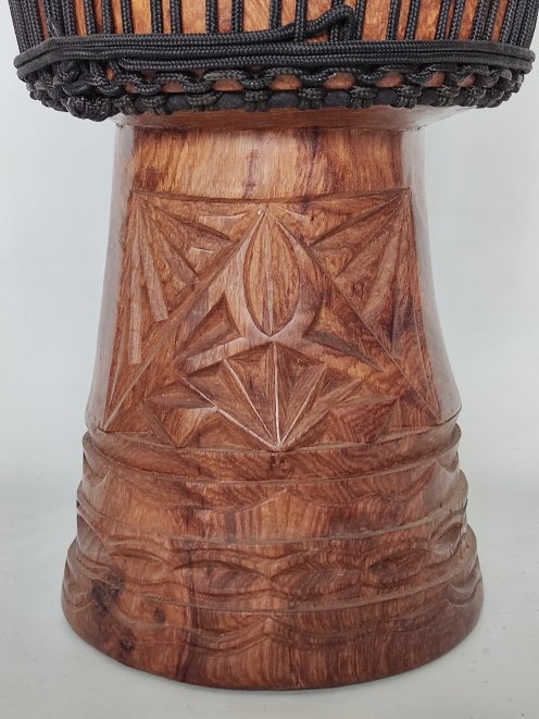 Djembé de Guinée en guéni (bois de balafon) - Djembe qualité supérieure