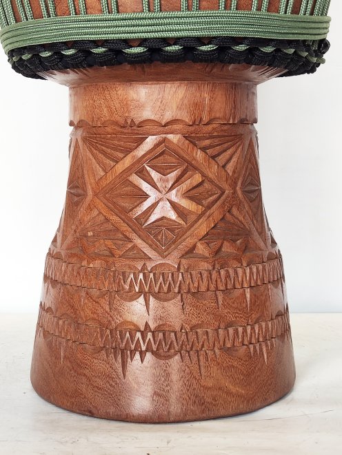 Djembé de Guinée en dugura (dimb) - Djembe haut de gamme