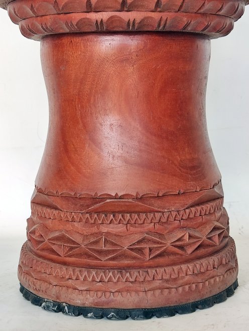 Fût de djembé de Guinée en diala (acajou) - Djembe haut de gamme