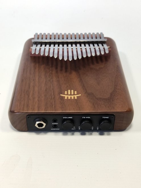 Kalimba électrique Noyer noir 17 lames