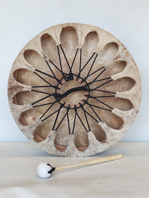 Tambour chamanique Peau de vache avec poils 20″