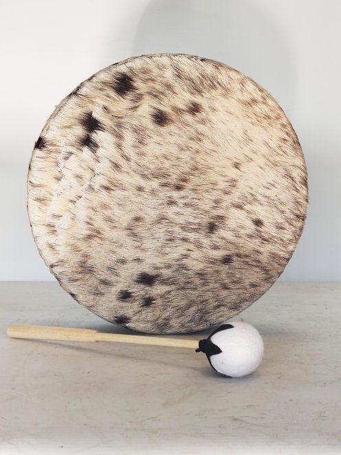 Tambour de chamane pour cérémonies et rituels sacrés - Tambour chamanique Peau de vache avec poils 12″