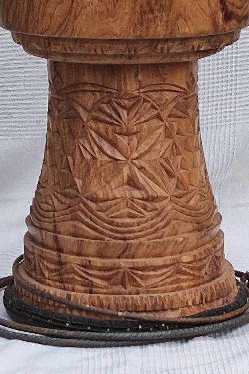 Fût de djembé de Guinée en guéni (bois de balafon) - Djembe haut de gamme