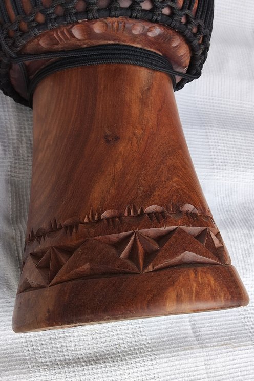 Djembé de Guinée en guéni (bois de balafon) - Djembe qualité supérieure