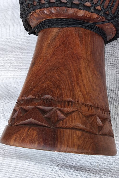 Djembé de Guinée en guéni (bois de balafon) - Djembe qualité supérieure