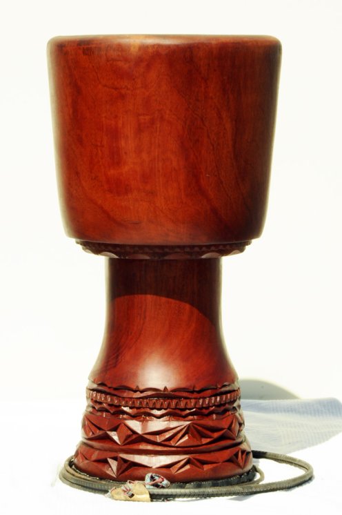 Fût de djembé de Guinée en diala (acajou) - Djembe haut de gamme