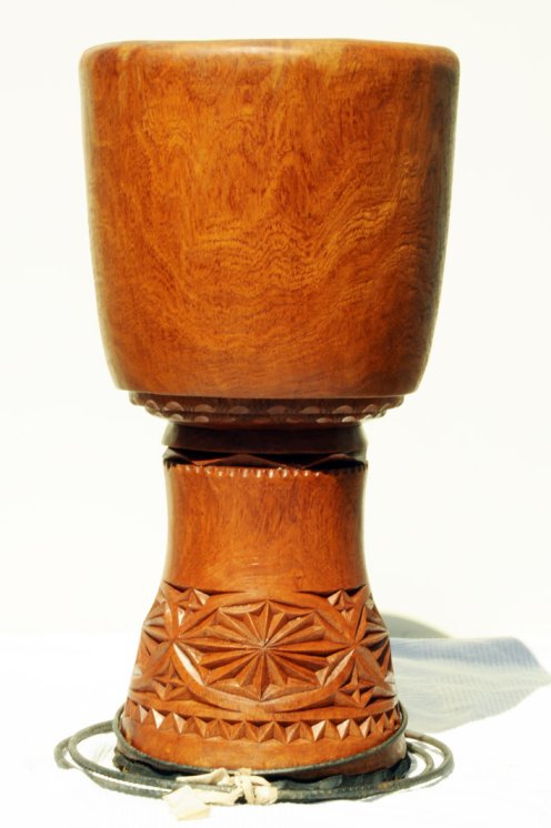 Fût de djembé de Guinée en dugura (dimb) - Djembe haut de gamme