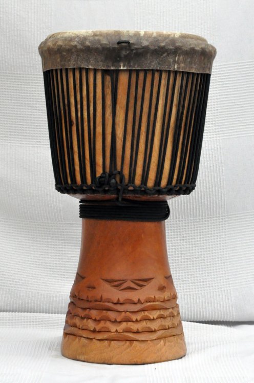 Djembé de Guinée en diala (acajou) - Djembe qualité supérieure