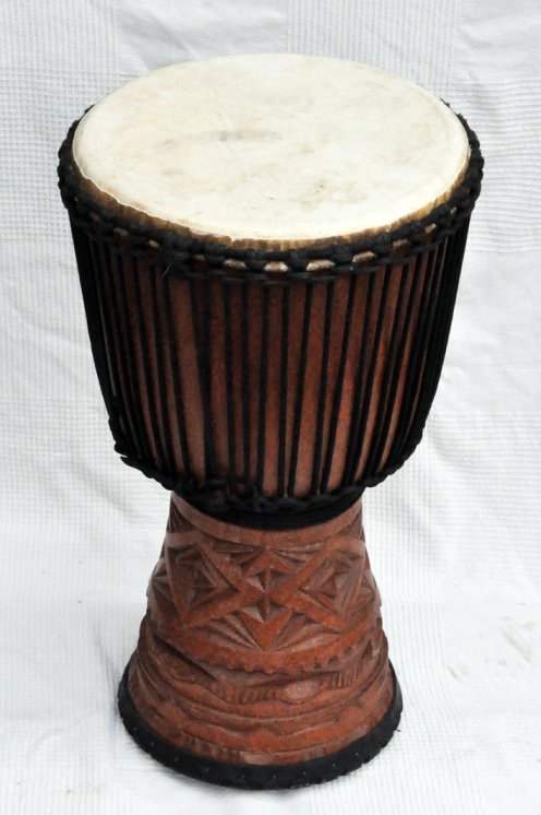 Djembé de Guinée avec peau de veau - Djembé haut de gamme peau de boeuf, peau de taureau, peau de vache