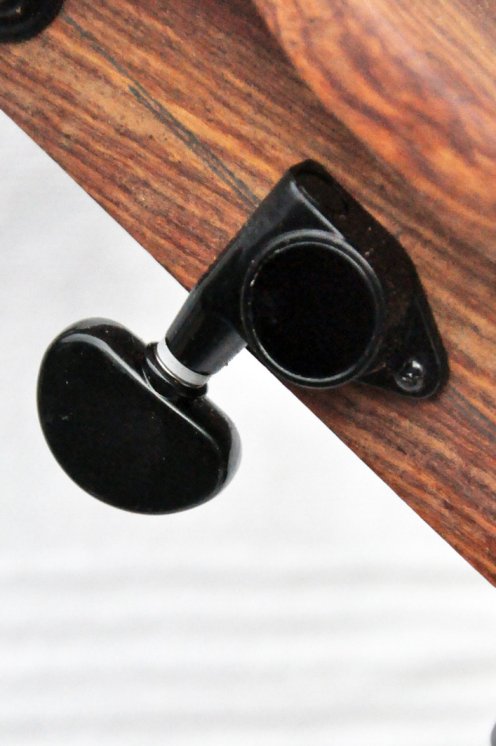 Mécaniques accordage pour kora ngoni Noir