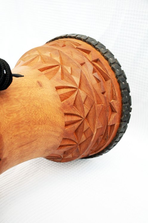 Vente de djembé professionnel guinéen - Grand djembé de Guinée en linké