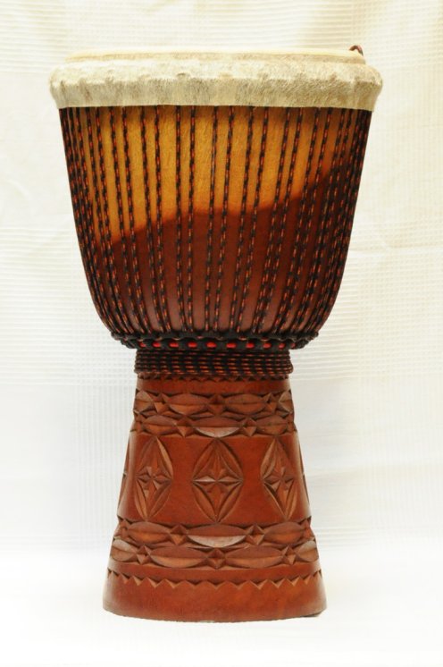 Grand djembé Guinée Top diala : acheter djembe guinéen (djala, acajou)