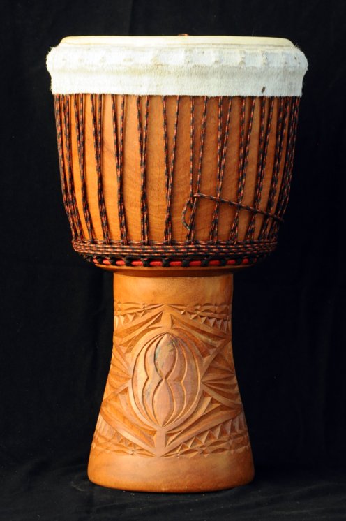 Djembé Guinée en linké (grand) en vente : acheter un djembe guinéen en lingué (grand)
