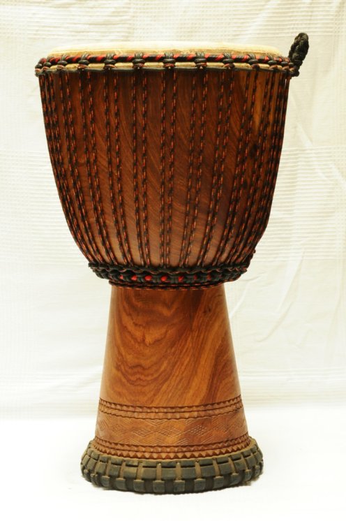 Grand djembé Mali Top en guéni : djembe malien en goni (vène)
