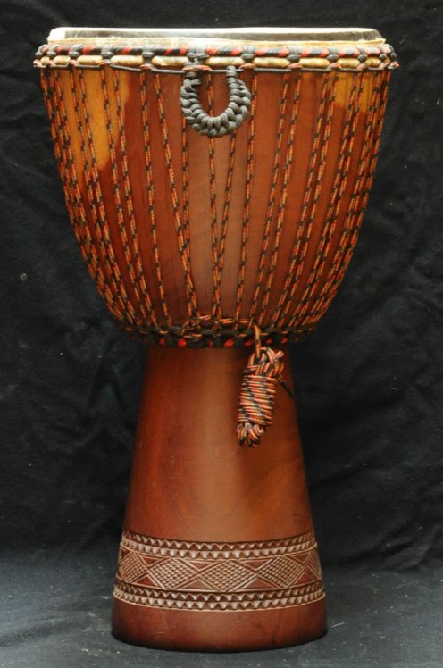 Djembé Mali Top en diala peau de boeuf en vente (grand) : acheter un djembe malien en djala (acajou) monté avec une peau bovine (veau, vache) (grand)