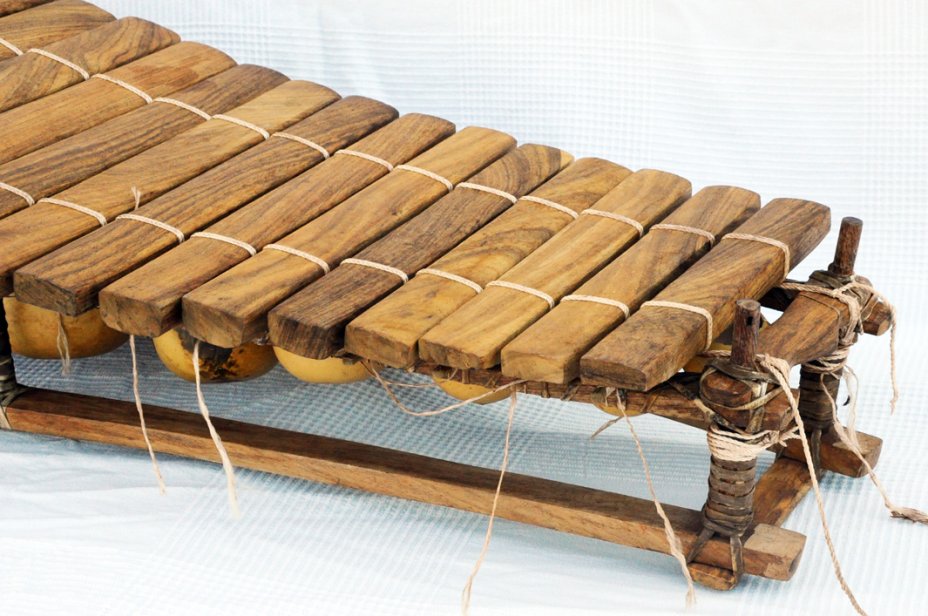 Vente balafon du Burkina Faso - Balafon pentatonique 16 lames