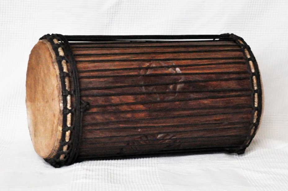 Dundun kenkeni 4 fers en guéni - Tambour dundun de Guinée