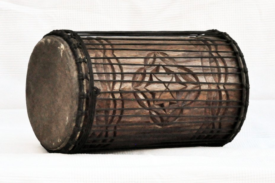Dundun kenkeni 4 fers en guéni - Tambour dundun de Guinée