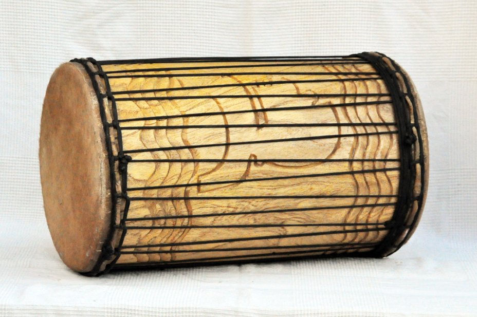 Dundun dundunba montage traditionnel en melina - Tambour doumdoum de Guinée
