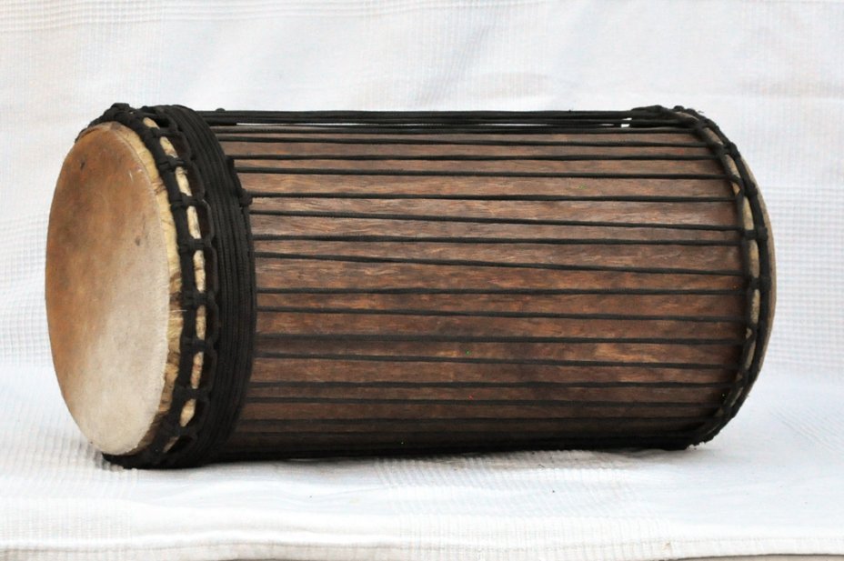 Dundun kenkeni 4 fers en guéni - Tambour dundun de Guinée
