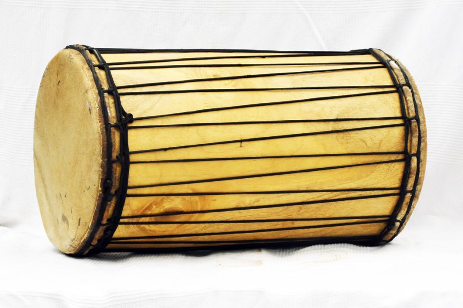 Dundun dundunba montage traditionnel en melina - Tambour doumdoum de Guinée