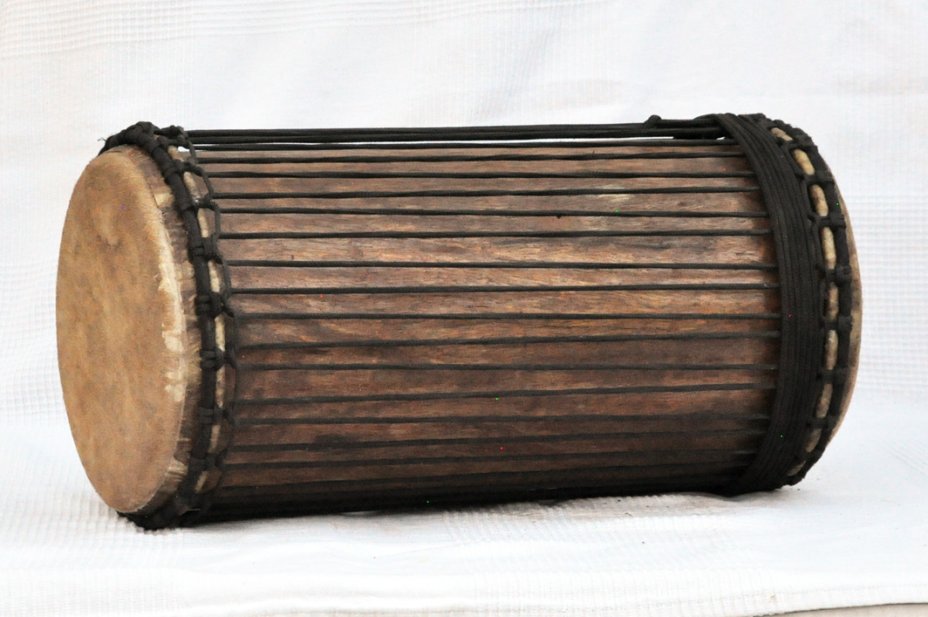 Dundun kenkeni 4 fers en guéni - Tambour dundun de Guinée