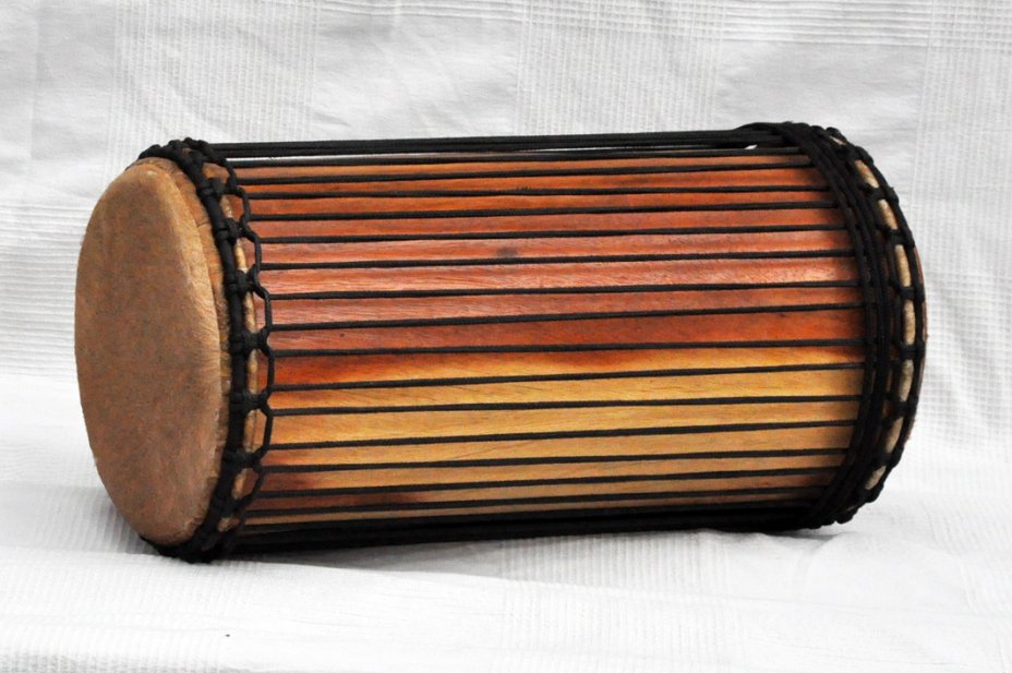 Dundun kenkeni 4 fers en linké - Dunun (doumdoum) de Guinée