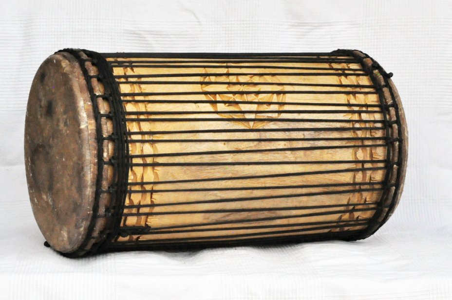 Dundun sangban montage traditionnel en melina - Tambour doumdoum de Guinée