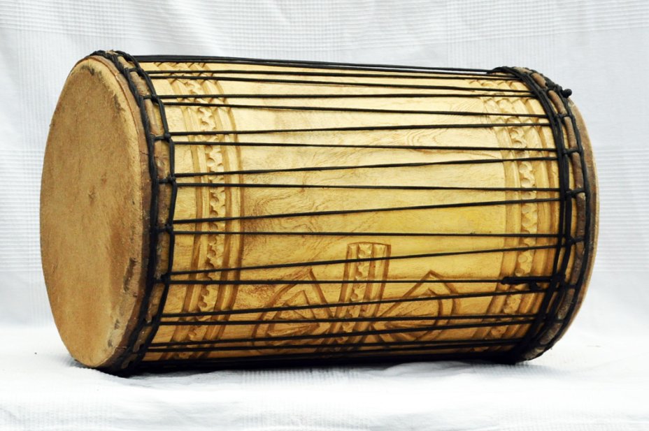 Dundun dundunba montage traditionnel en melina - Tambour doumdoum de Guinée