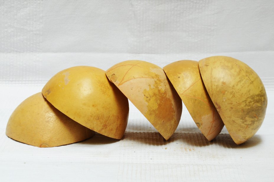 Demi-calebasse Ø13-14 cm - Calebasse hémisphérique