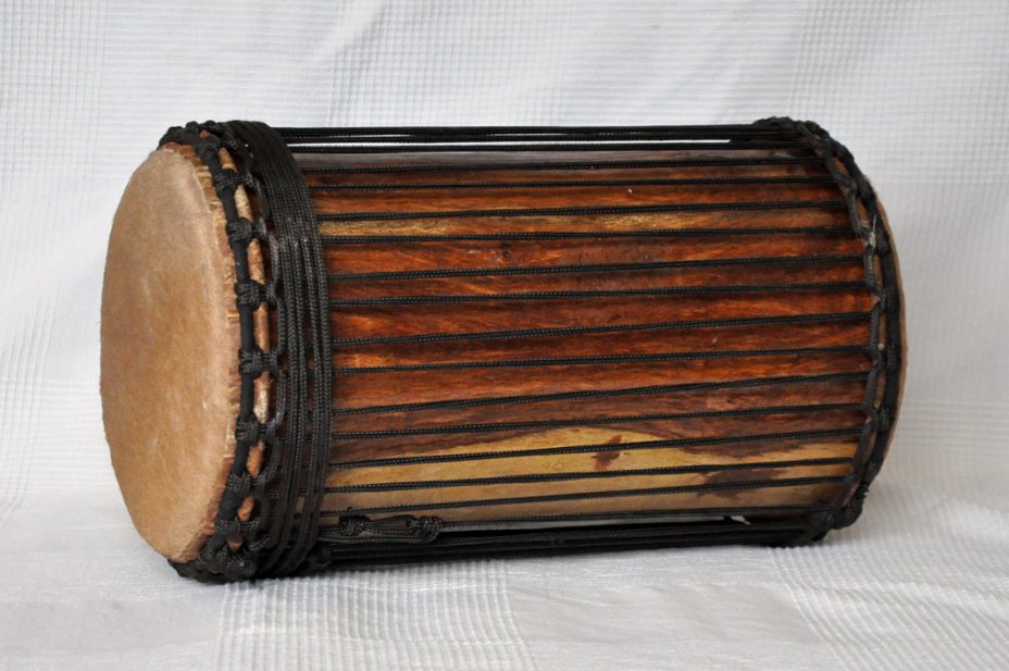Dundun kenkeni 4 fers en guéni - Tambour dundun de Guinée