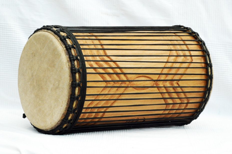Dundun kenkeni 4 fers en linké - Dunun (doumdoum) de Guinée