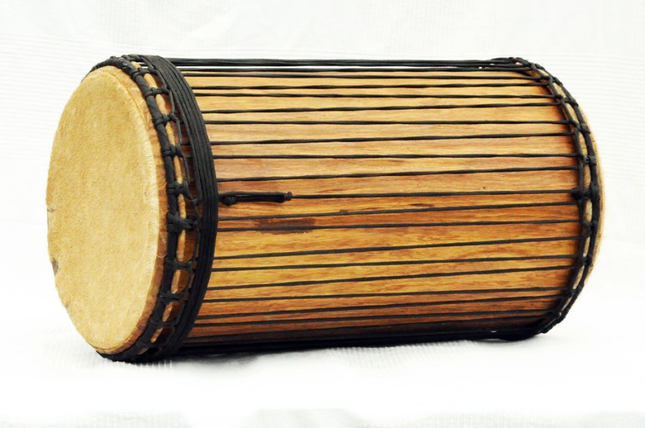 Dundun sangban 4 fers - Tambour dundun de Guinée en guéni