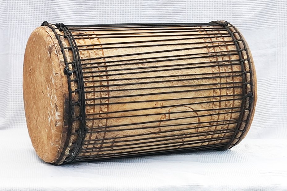 Dundun dundunba montage traditionnel en melina - Tambour doumdoum de Guinée