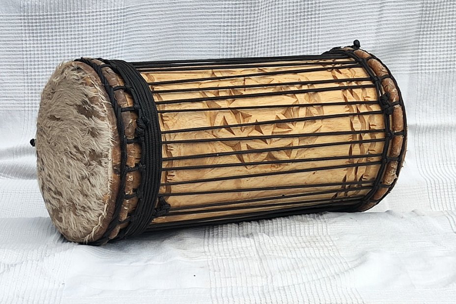 Dundun kenkéni montage traditionnel en melina - Tambour doumdoum de Guinée