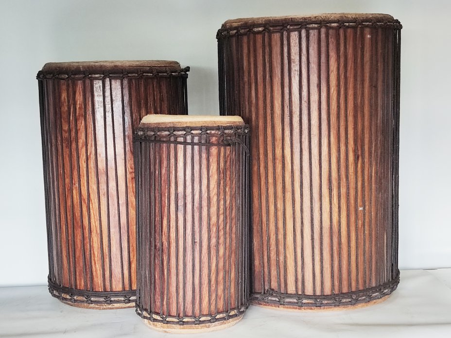 Ensemble de tambours basses dunun - Set de doundouns de Guinée 6661