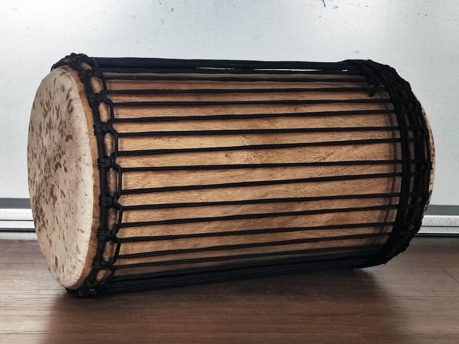 Tambours basses dunun - Doundoun kenkeni de Guinée montage 4 fers