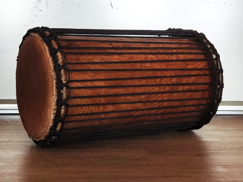 Tambours basses dunun - Doundoun kenkeni de Guinée montage 4 fers