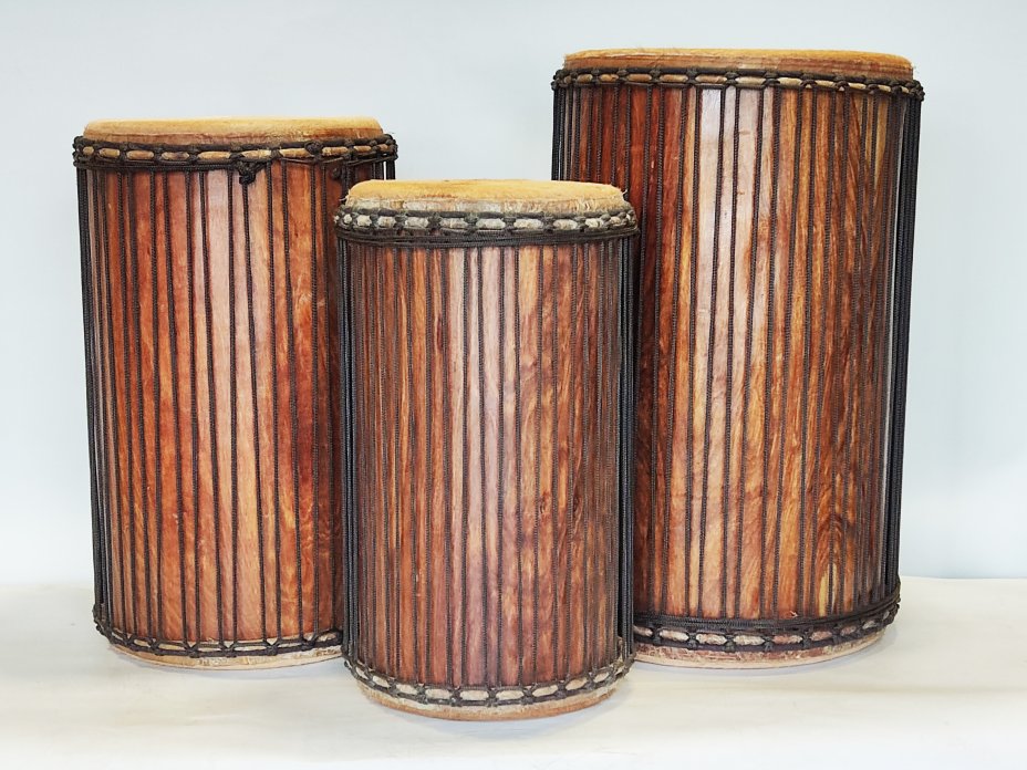Set de dununs de Guinée en guéni (bois de balafon)