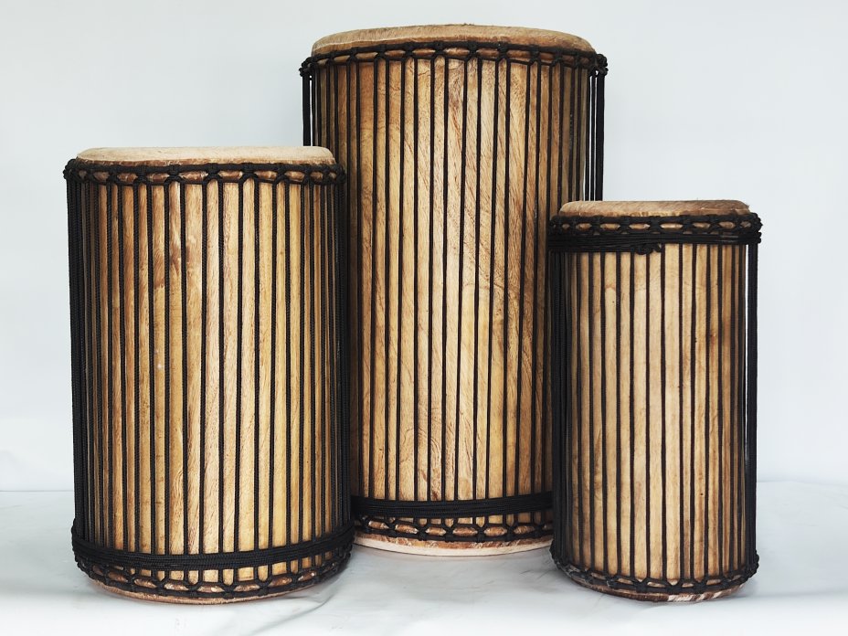 Ensemble de tambours basses dunun - Set de doundouns de Guinée