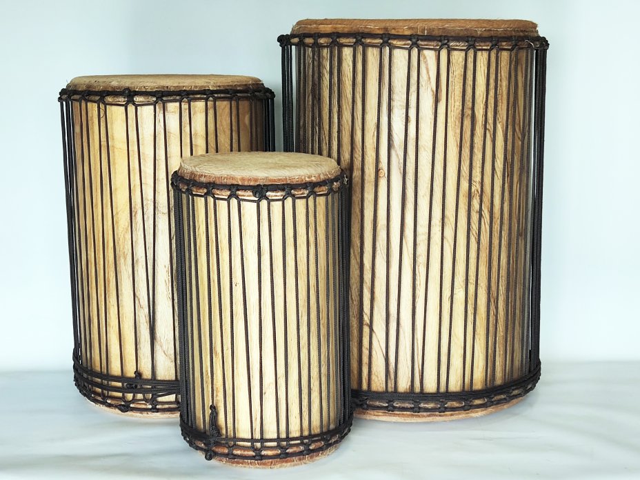 Ensemble de tambours basses dunun - Set doundouns Guinée