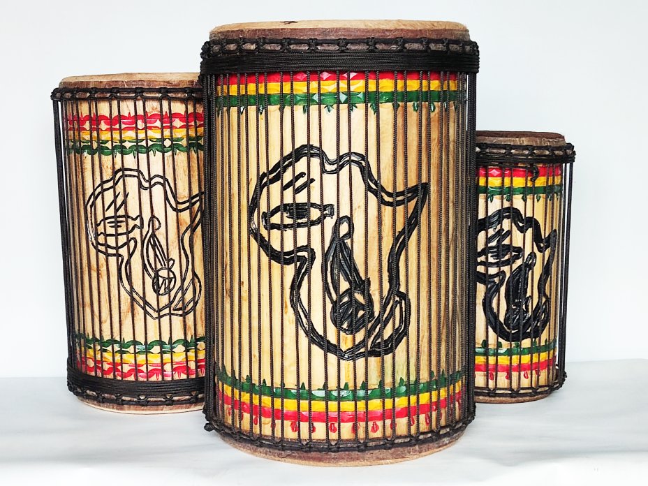 Ensemble de tambours basses dunun - Set de doundouns de Guinée