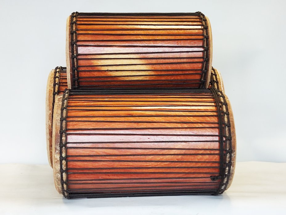 Set de dununs de Guinée en linké
