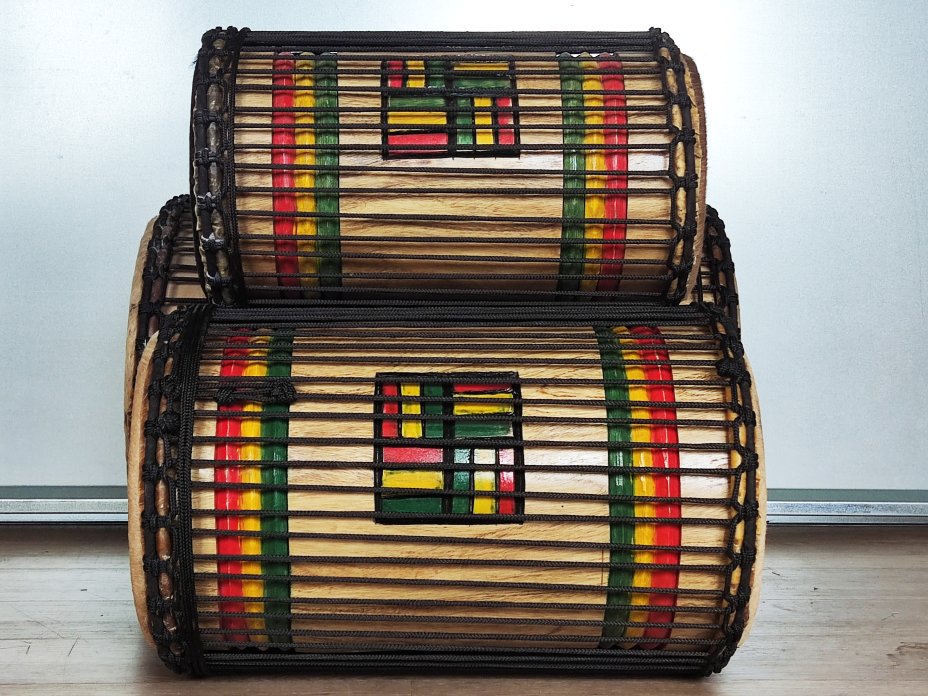 Ensemble de tambours basses dunun - Set de doundouns de Guinée
