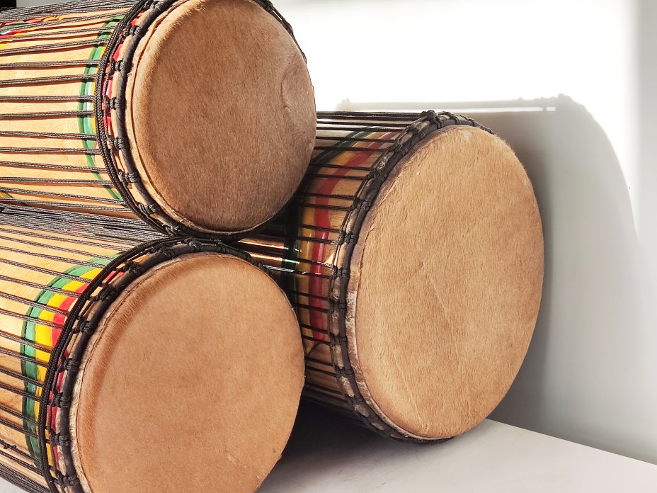 Ensemble de tambours basses dunun - Set de doundouns de Guinée 6658