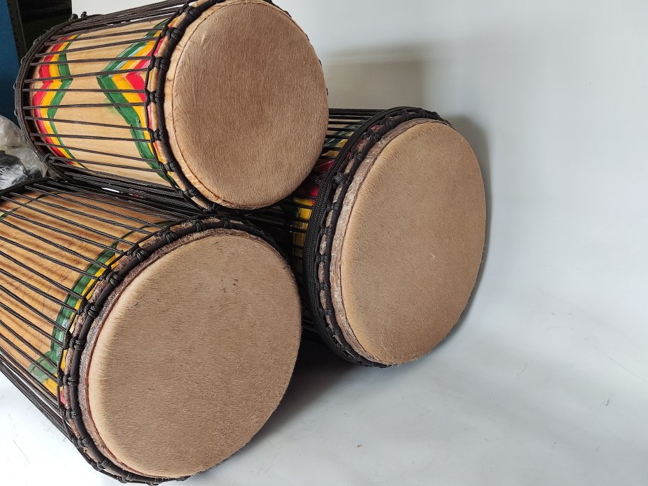 Set de dununs de Guinée en melina